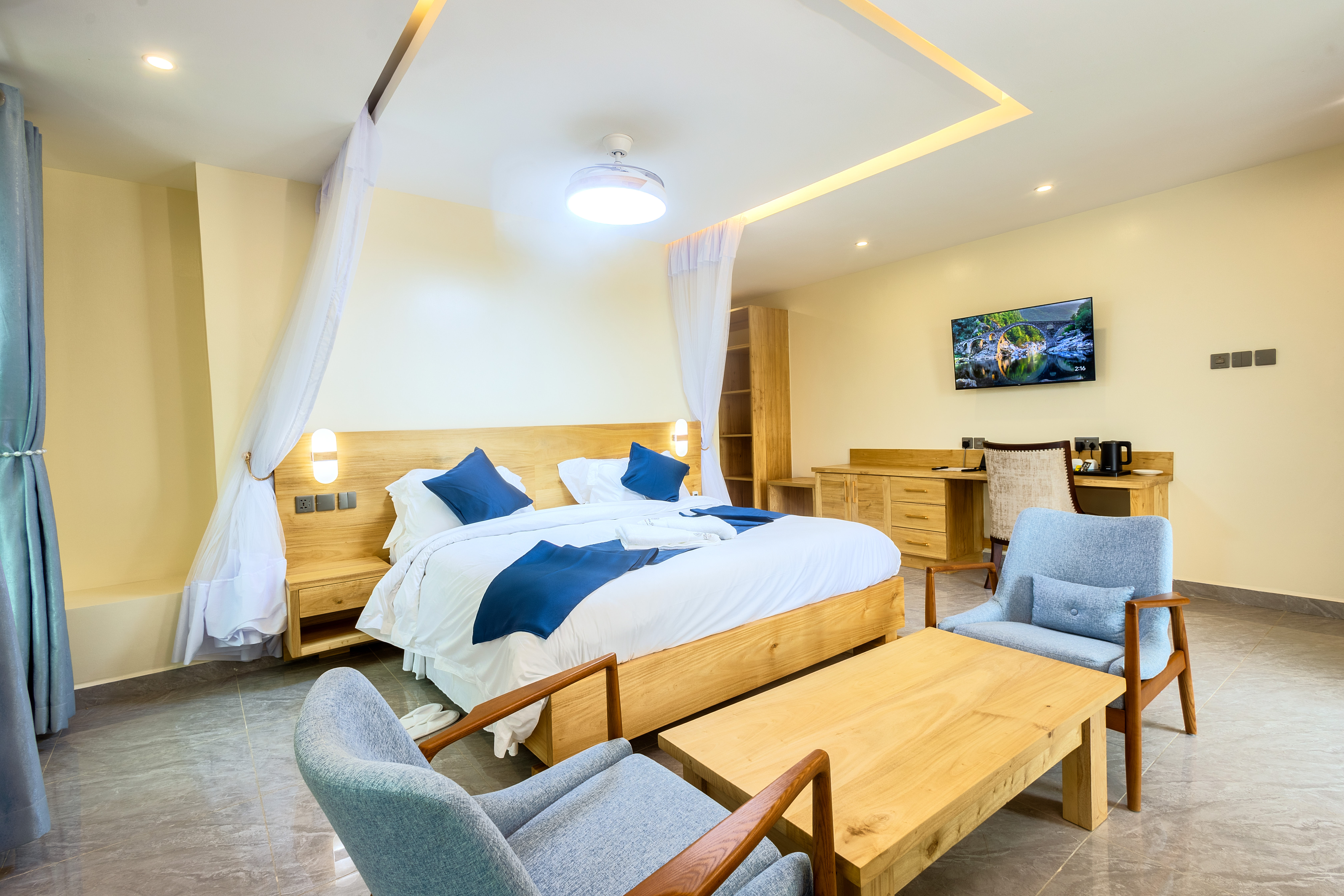 Standard King Room